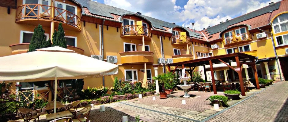 trium Hotel Harkny
