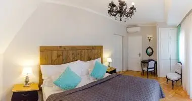 Aurora Vend�gh�z - Napi �rak reggelivel