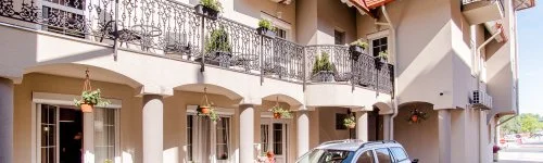 Aurora Vend�gh�z 