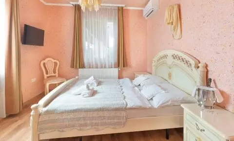 Bagolyvár Inárcs - Két ünnep között