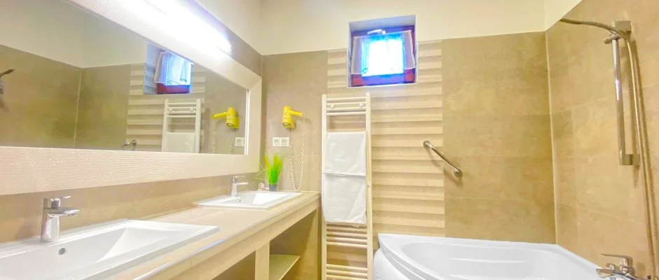 Bajor Panzi Aparthotel Bk, Bkfrd