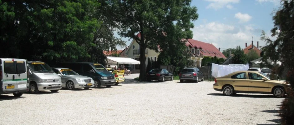 Bajor Panzi Aparthotel Bk, Bkfrd