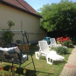 Balla Apartmanház Siófok - Május 1. (min. 2 éj)