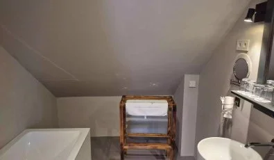 Barka Galria Hotel s tterem Tllya