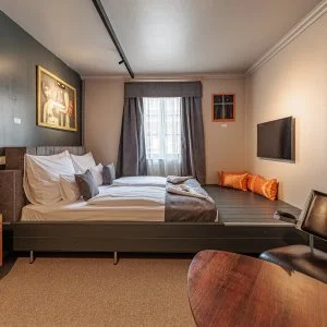 Barka Galéria Hotel és Étterem Tállya - Pünkösd