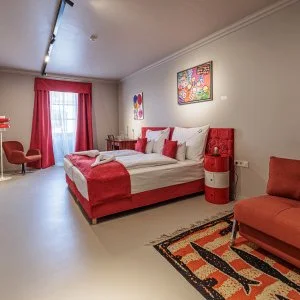 Barka Galéria Hotel és Étterem Tállya - Október 23.