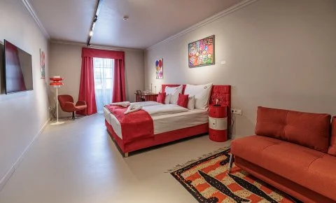 Barka Galéria Hotel és Étterem Tállya - Október 23.