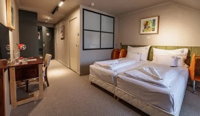 Barka Galria Hotel s tterem Tllya