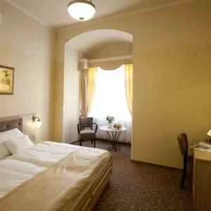 Barokk Hotel Promenád Győr - Húsvét - teljes előrefizetéssel
