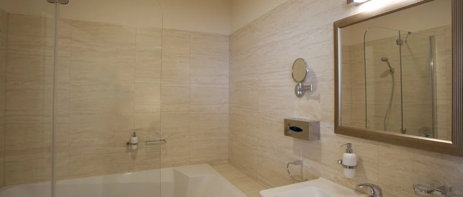 Barokk Hotel Promend Gyr