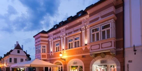Barokk Hotel Promen�d Gy�r