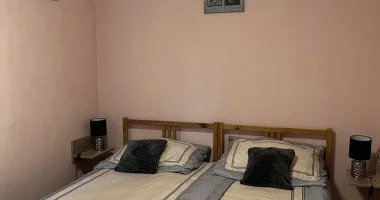 Október 23. (min. 2 éj)