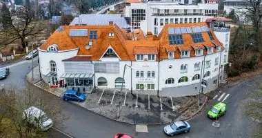 Napi �rak reggelivel - teljes el�refizet�ssel (1 �jt�l)