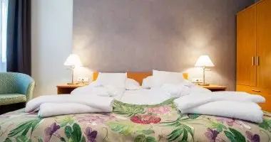 Okt�ber 23. (min. 3 �j)