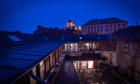 Bazilika alatti Panzió Esztergom - Napi árak reggelis ellátással