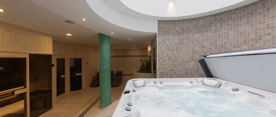 Bazilika alatti Panzi Esztergom