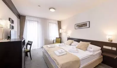 Bazilika alatti Panzió Esztergom