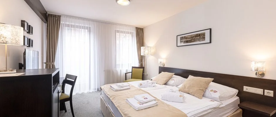 Bazilika alatti Panzi Esztergom