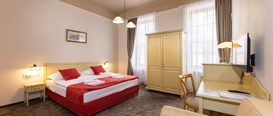 Bazilika alatti Panzi Esztergom