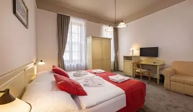 Bazilika alatti Panzió Esztergom