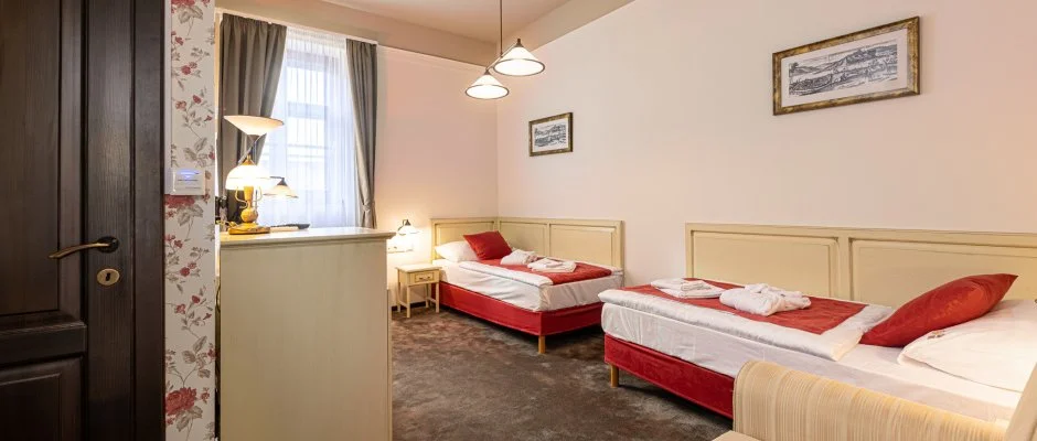 Bazilika alatti Panzi Esztergom