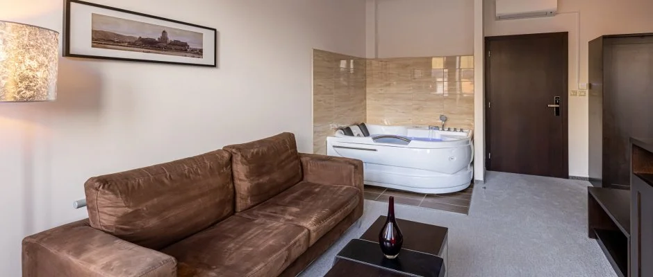 Bazilika alatti Panzi Esztergom