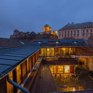  Esztergom - Ajánlat teljes ellátással, Aquasziget belépővel (1 éjtől)