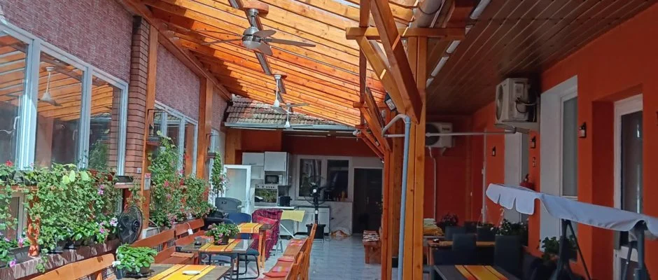 B�k�si Apartmanok B�k�s