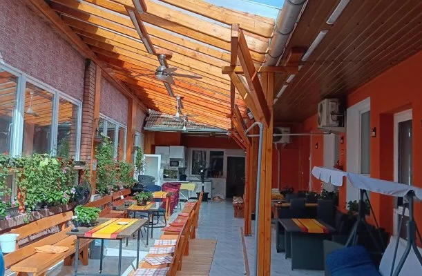 B�k�si Apartmanok B�k�s