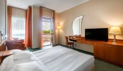 Hotel Aquarell Cegléd