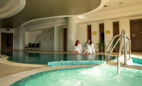 Szépia Hotel Zsámbék - Évindító Szállásvadászat Zsámbékon