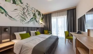 Szpia Bio & Art Hotel Zsmbk