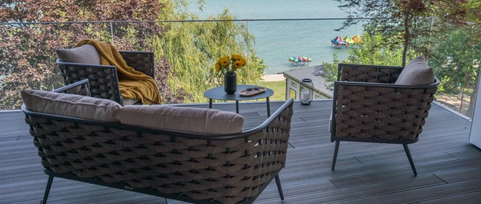 BJ81 Suite Hotel Sifok