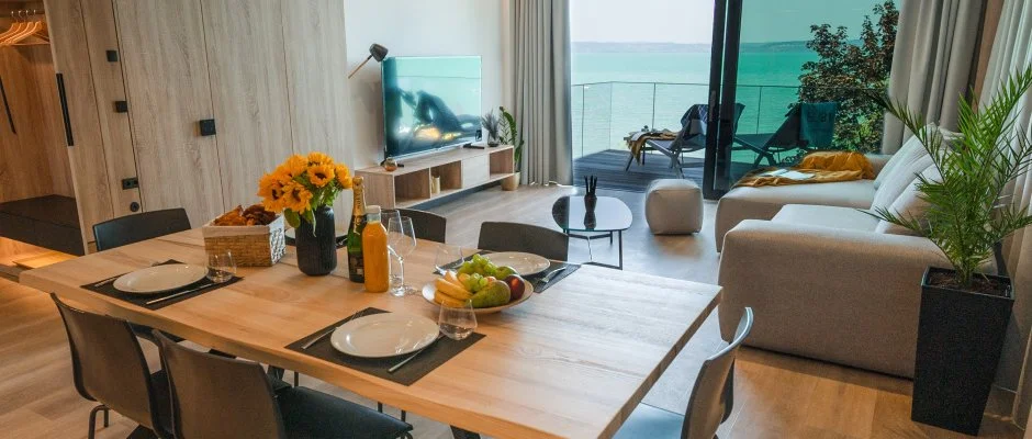 BJ81 Suite Hotel Sifok