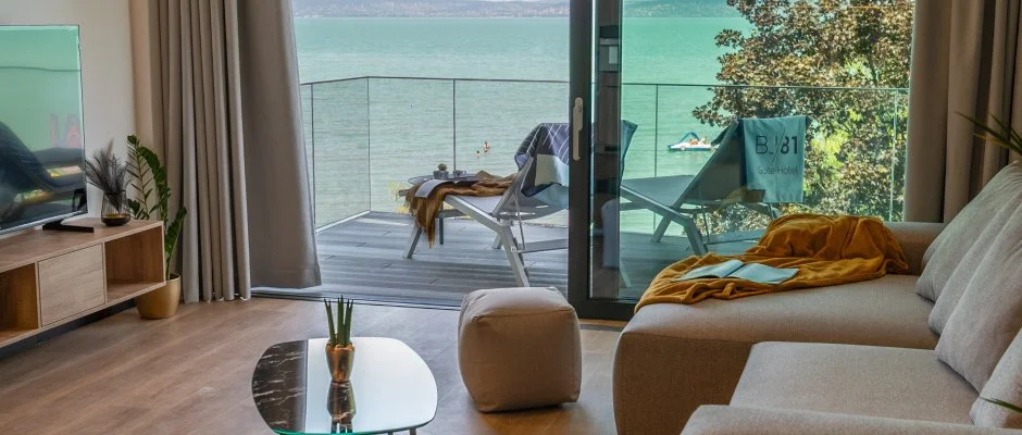 BJ81 Suite Hotel Sifok