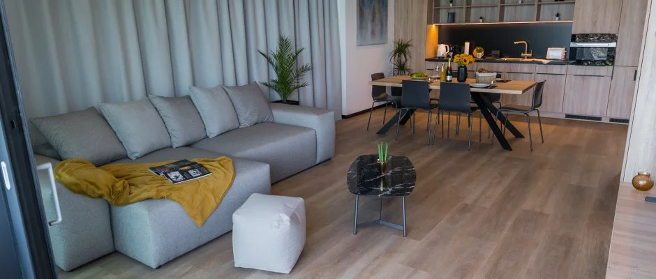 BJ81 Suite Hotel Sifok