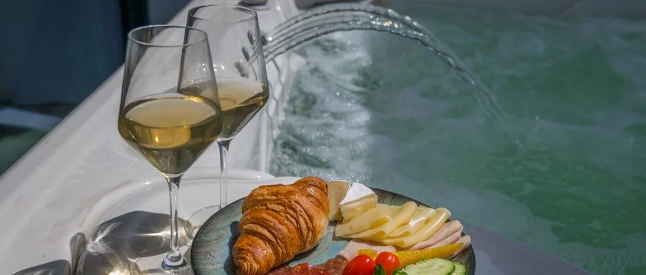 BJ81 Suite Hotel Sifok