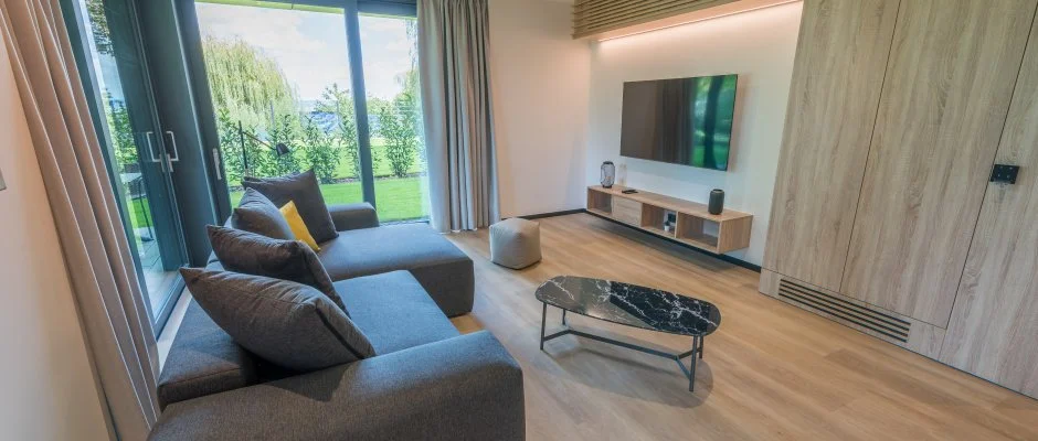 BJ81 Suite Hotel Sifok