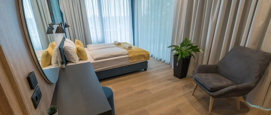 BJ81 Suite Hotel Sifok