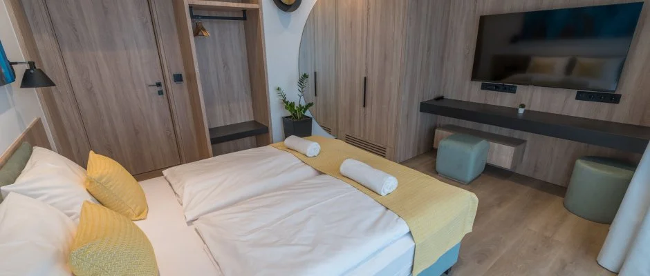 BJ81 Suite Hotel Sifok