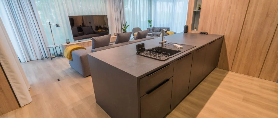 BJ81 Suite Hotel Sifok