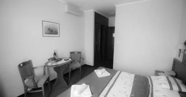 Okt�ber 23. (min. 2 �j)