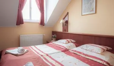 Boglrka Panzi-tterem Mezkvesd