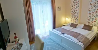 Napi rak reggelivel (1 jtl)