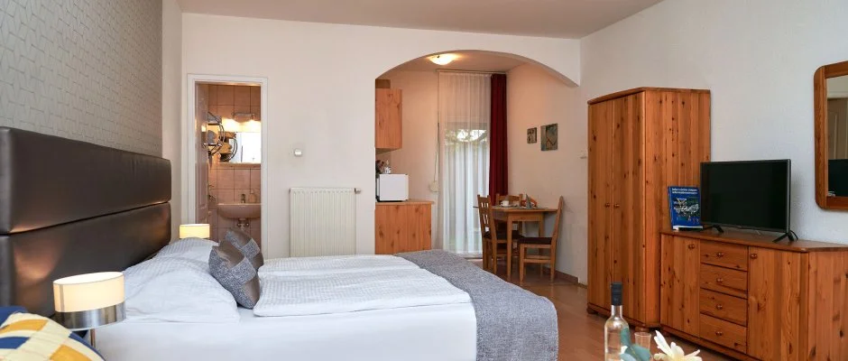 Brigitte Apartman Bk, Bkfrd