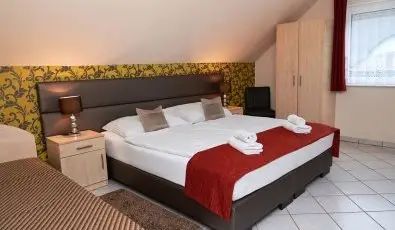 Brigitte Apartman Bk, Bkfrd