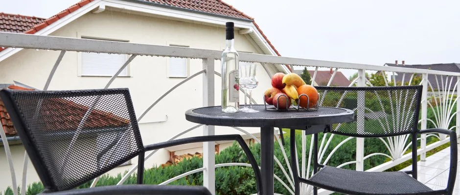 Brigitte Apartman Bk, Bkfrd