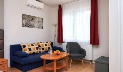 Brigitte Apartman Bk, Bkfrd