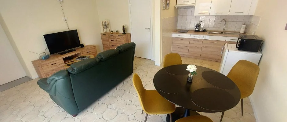 Bk City Apartments Bk, Bkfrd