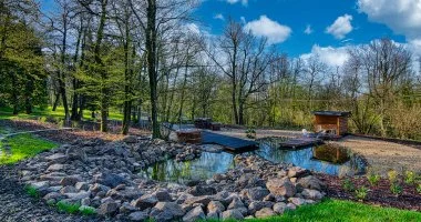 M�jus 1. (min. 2 �j)